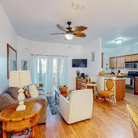 Mermaid Cove - Regal Palms Resort